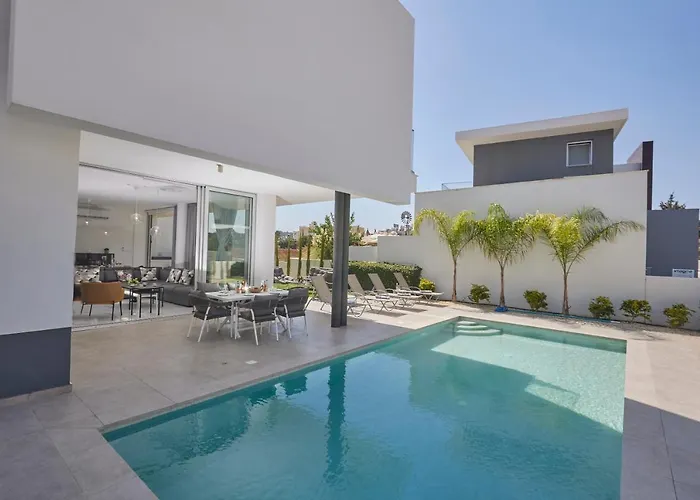 Olivine Ol13 Protaras